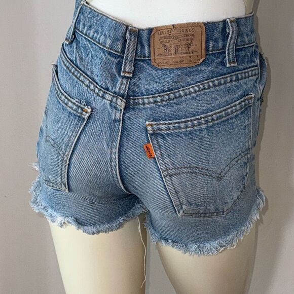 Vintage 70’s 80’s Orange Tab Light Wash Levis Student Fit Cut Off Shorts Size 28 - Picture 12 of 16